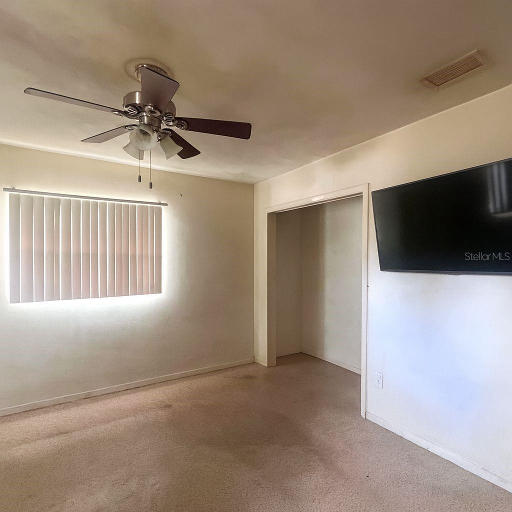 1832 GREENHILL DR, CLEARWATER, FL, 33755