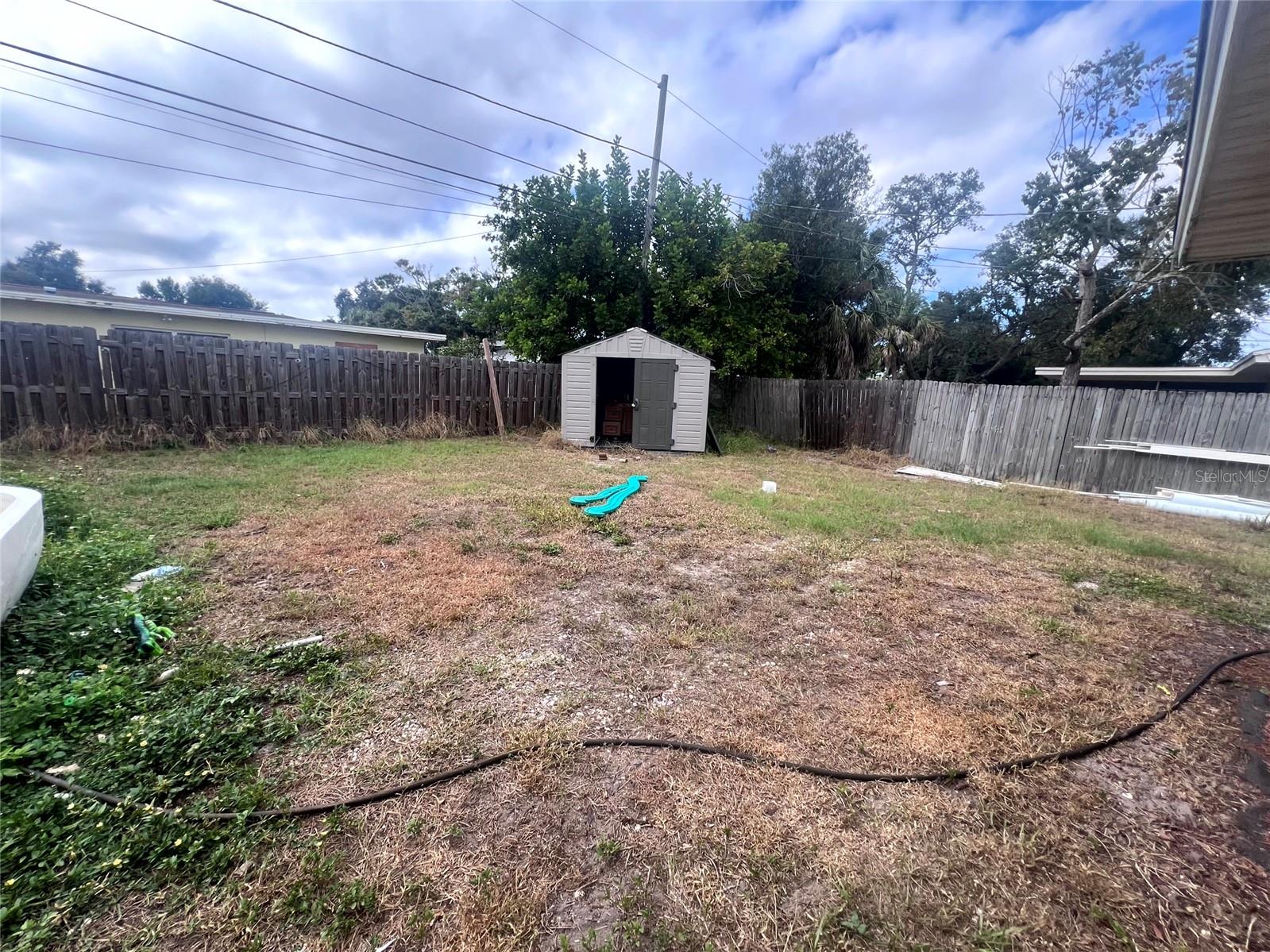 1832 GREENHILL DR, CLEARWATER, FL, 33755