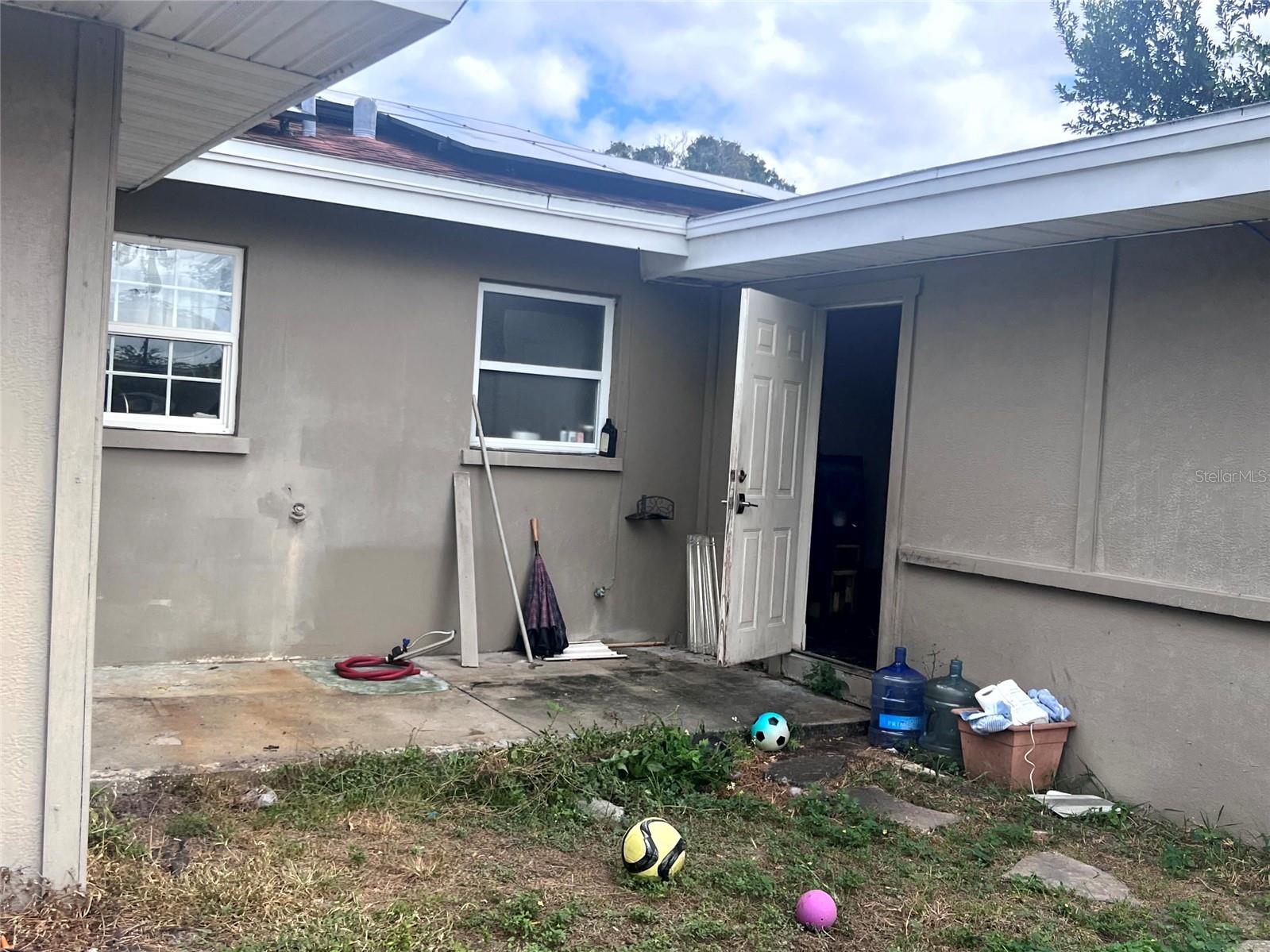 1832 GREENHILL DR, CLEARWATER, FL, 33755