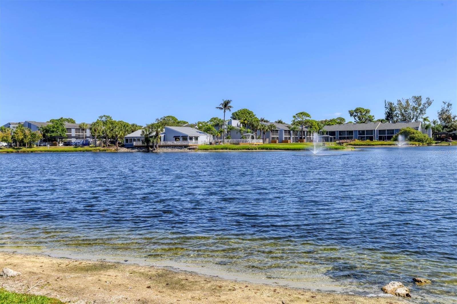 5507 FOUNTAIN LAKE CIR #B203, BRADENTON, FL, 34207