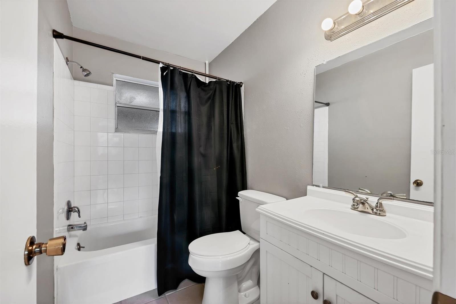 5507 FOUNTAIN LAKE CIR #B203, BRADENTON, FL, 34207