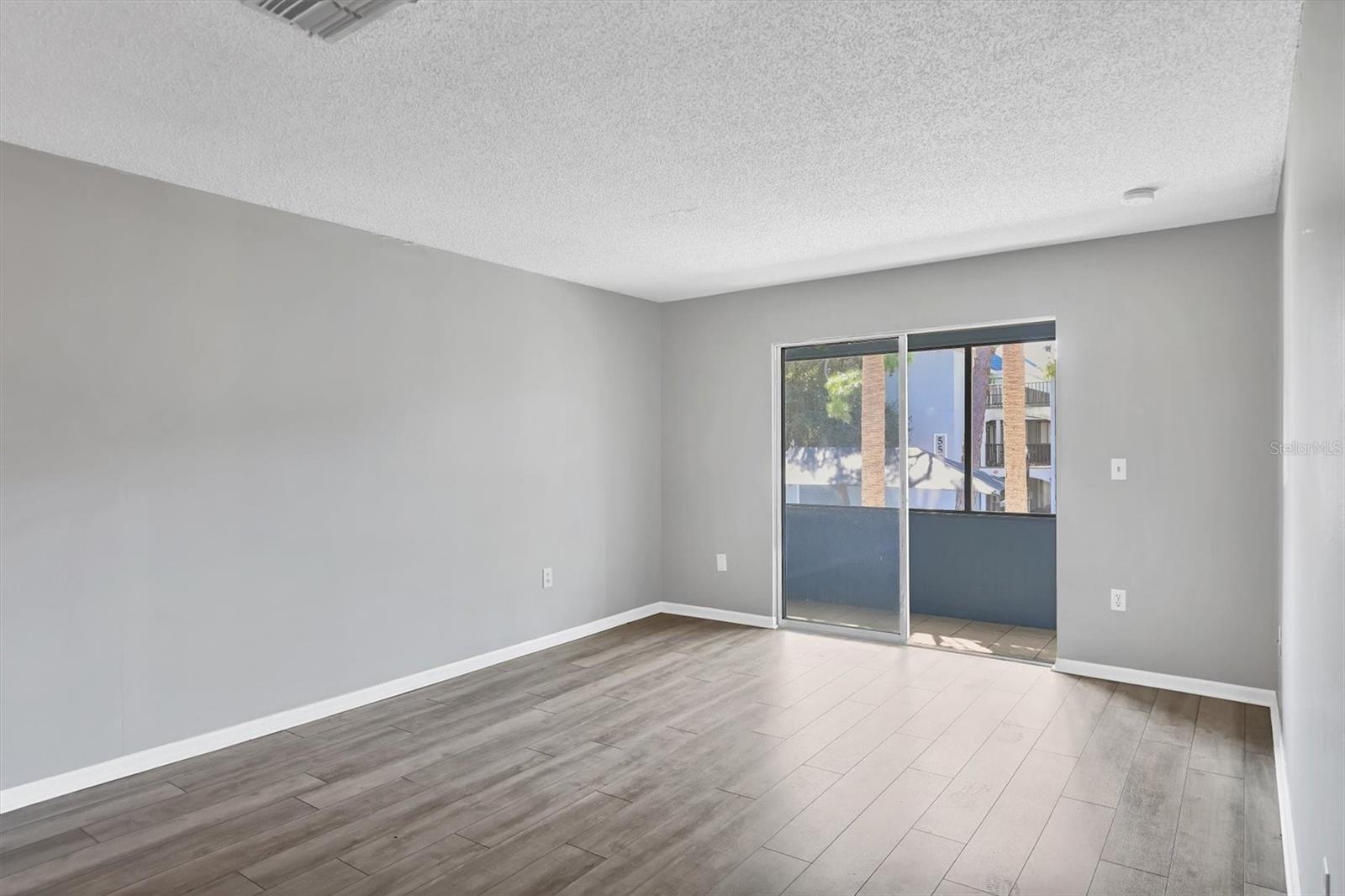 5507 FOUNTAIN LAKE CIR #B203, BRADENTON, FL, 34207