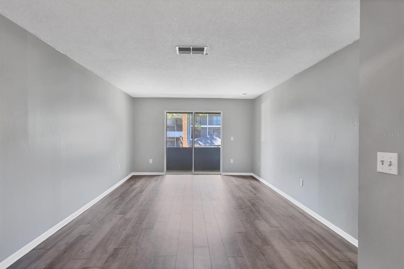 5507 FOUNTAIN LAKE CIR #B203, BRADENTON, FL, 34207