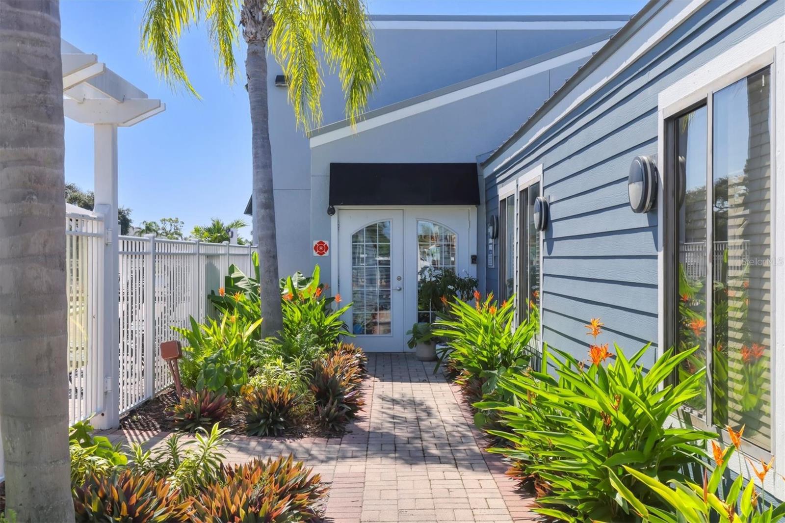 5507 FOUNTAIN LAKE CIR #B203, BRADENTON, FL, 34207