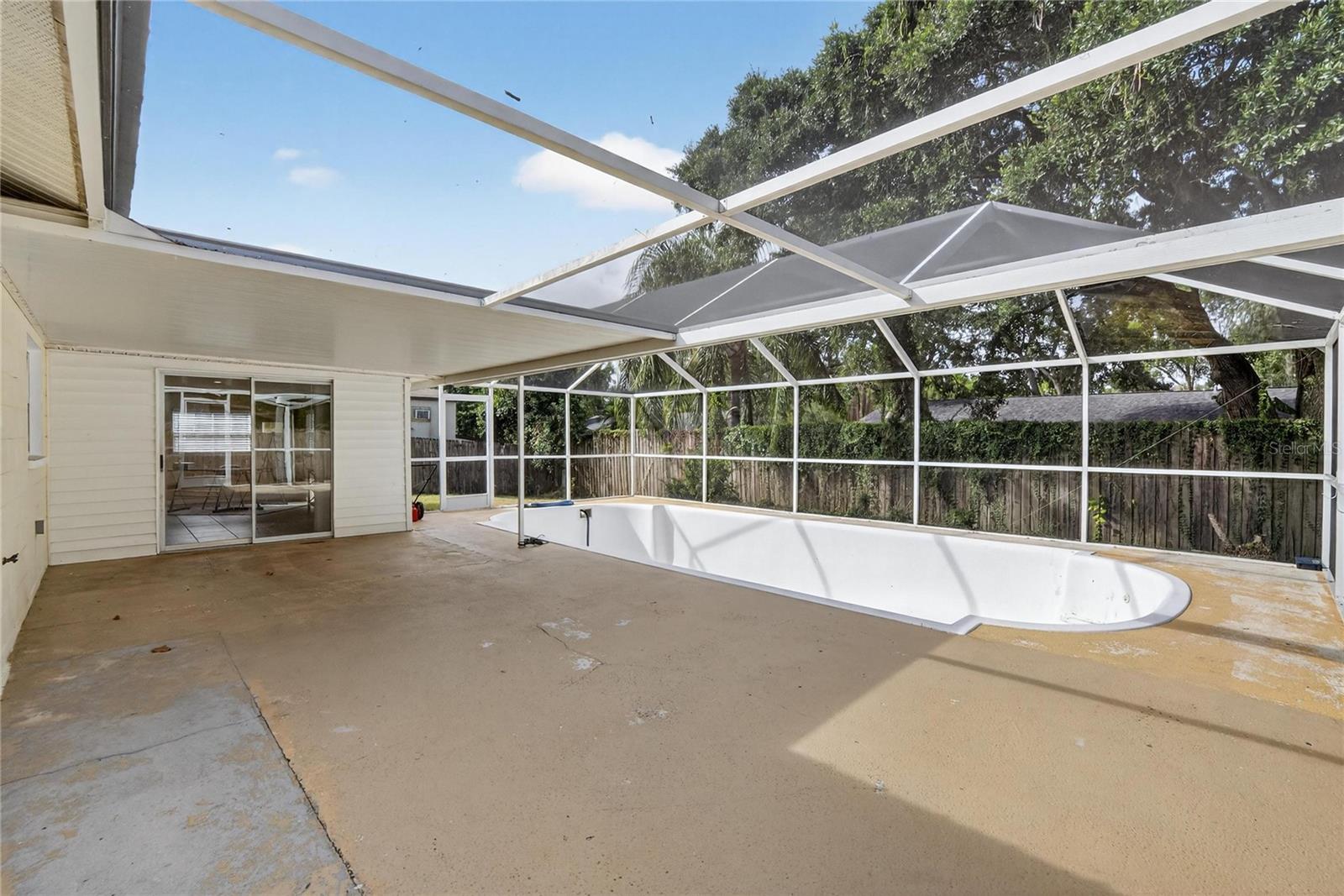 221 FAITHWAY DR, SEFFNER, FL, 33584