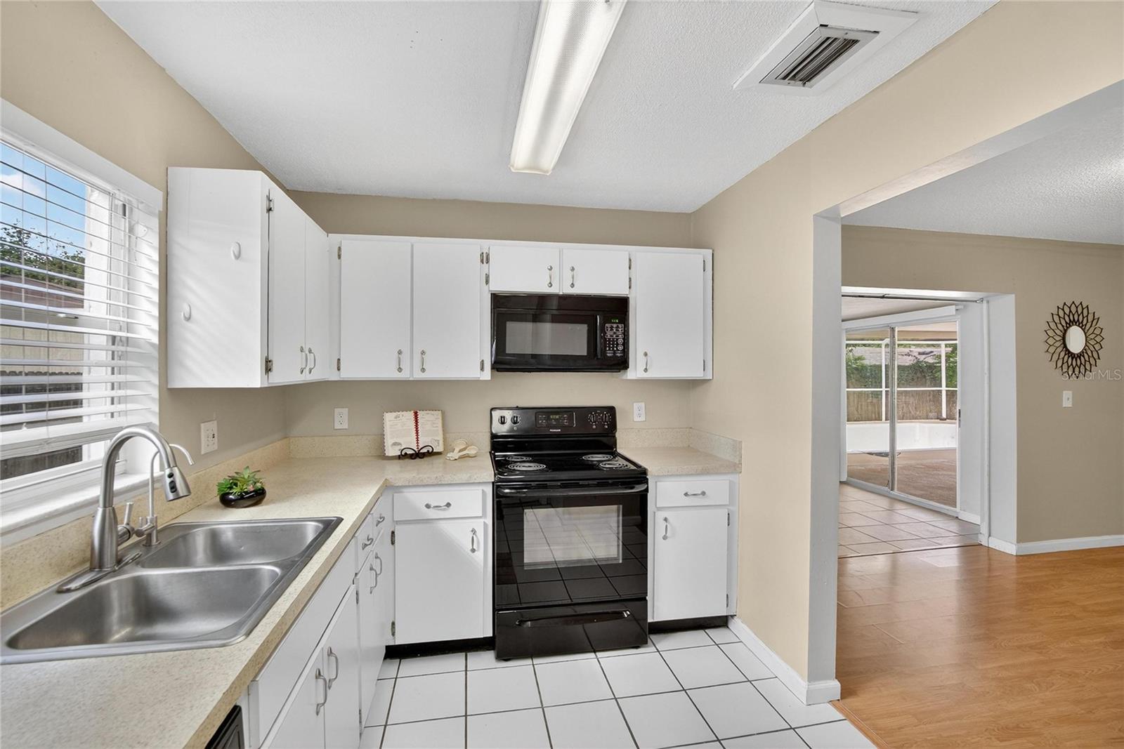 221 FAITHWAY DR, SEFFNER, FL, 33584