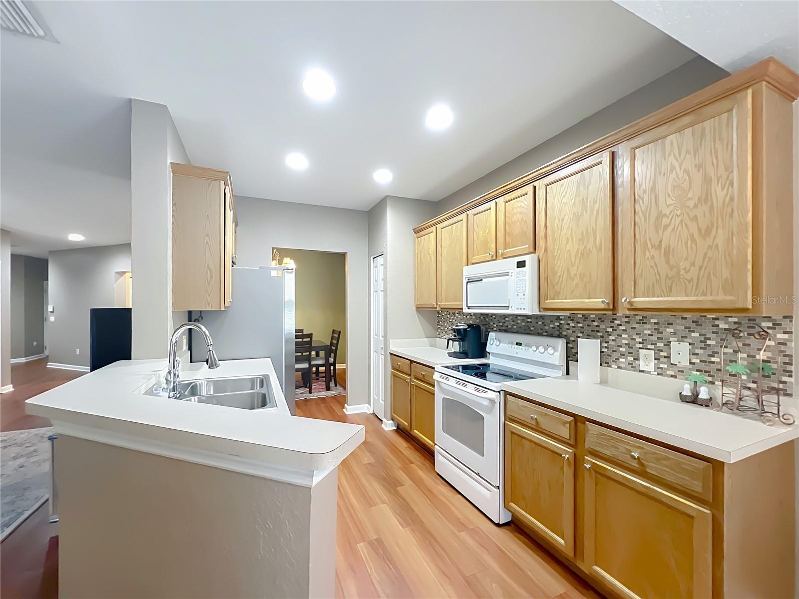 4560 SW 52ND CIR #101, OCALA, FL, 34474