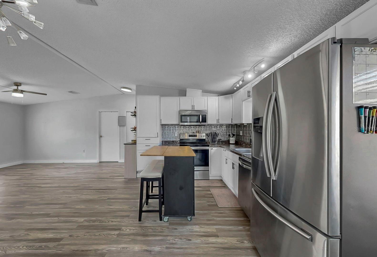 8304 FANTASIA PARK WAY, RIVERVIEW, FL, 33578