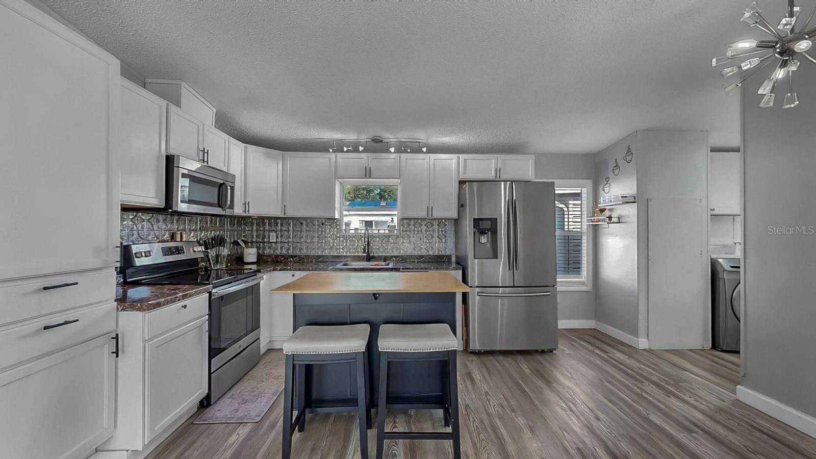 8304 FANTASIA PARK WAY, RIVERVIEW, FL, 33578