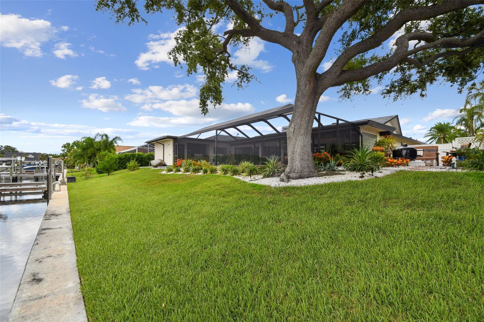 4202 SALTWATER BLVD, TAMPA, FL, 33615