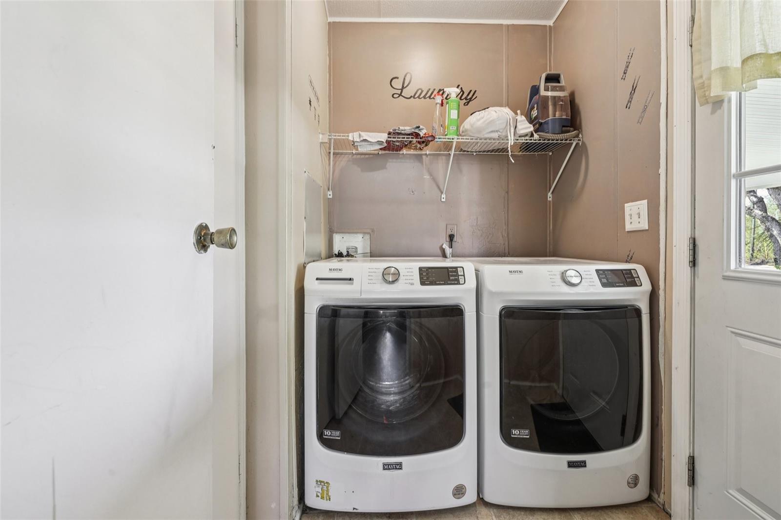 9644 LAKE DR, NEW PORT RICHEY, FL, 34654