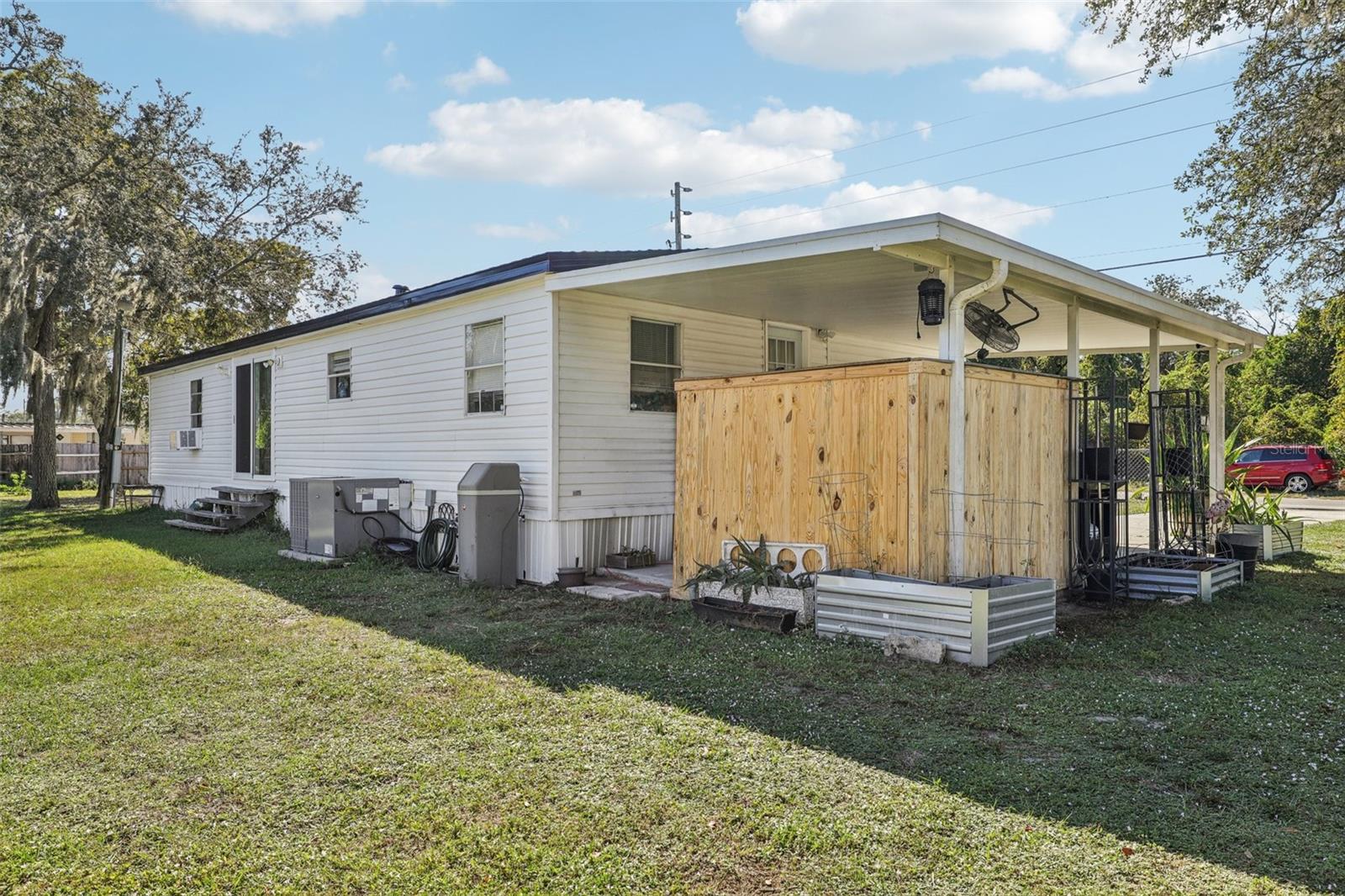 9644 LAKE DR, NEW PORT RICHEY, FL, 34654