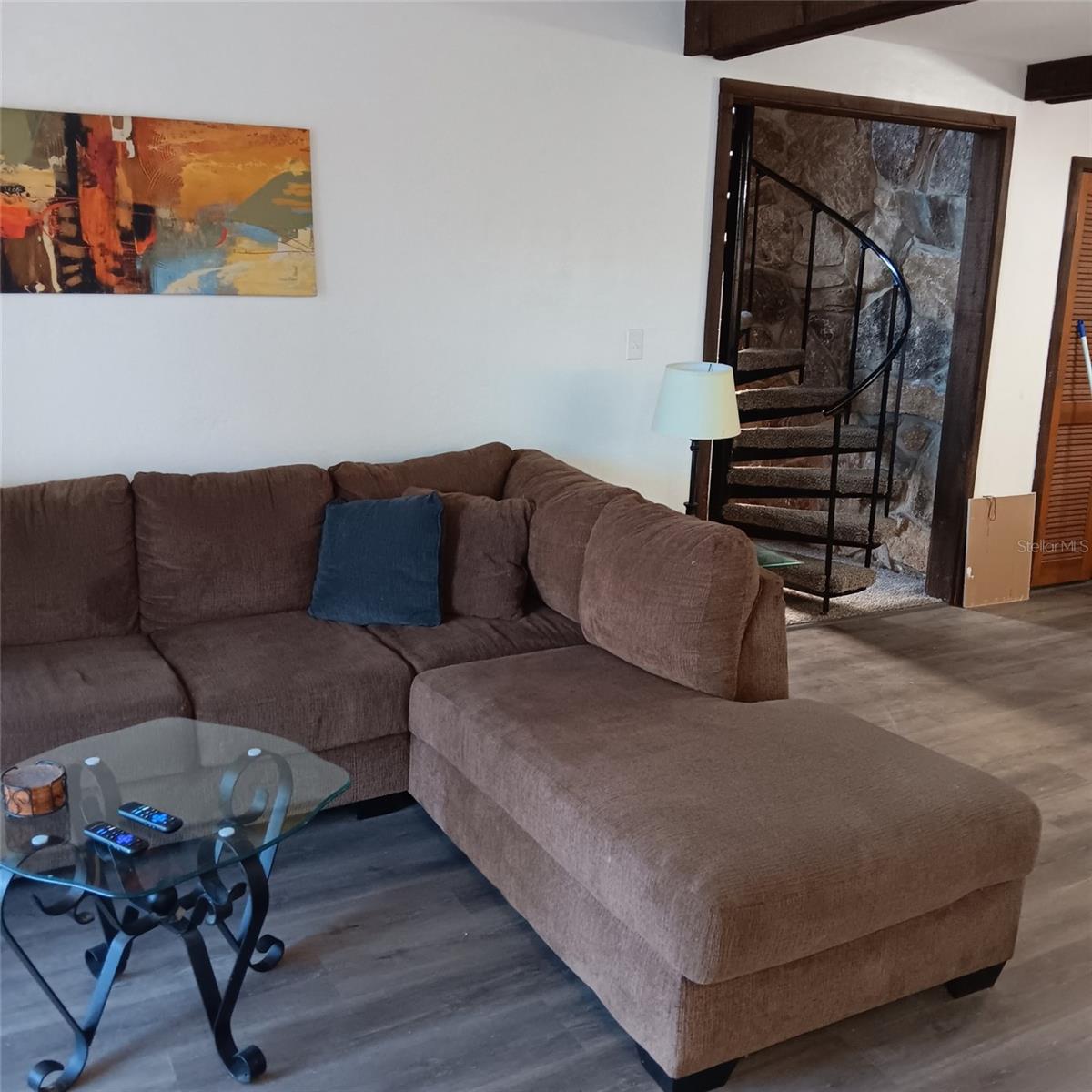 P4936875 Property Photo