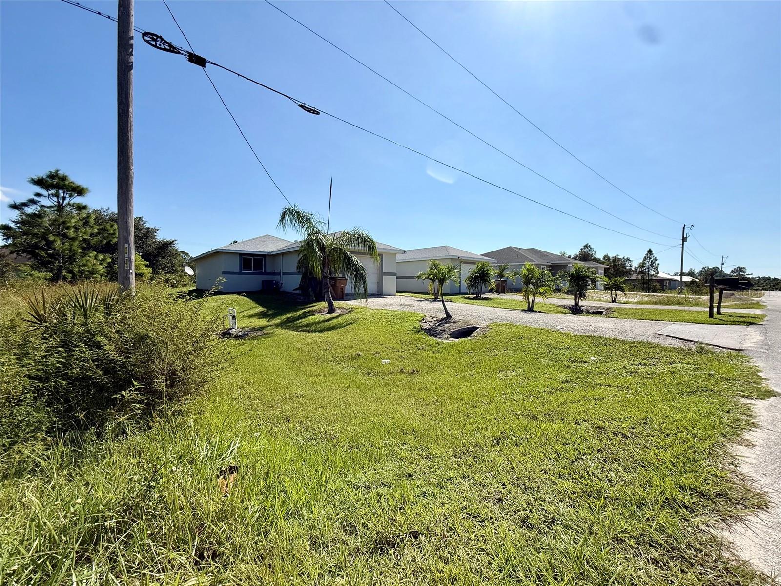 777-779 BEDFORD DR, LEHIGH ACRES, FL, 33974