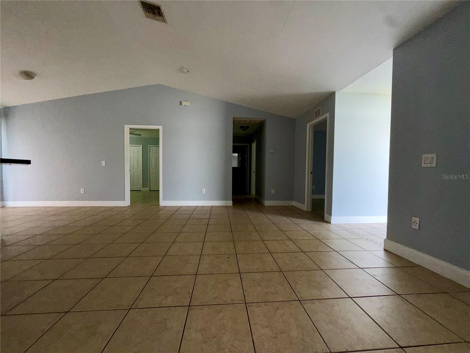 777-779 BEDFORD DR, LEHIGH ACRES, FL, 33974