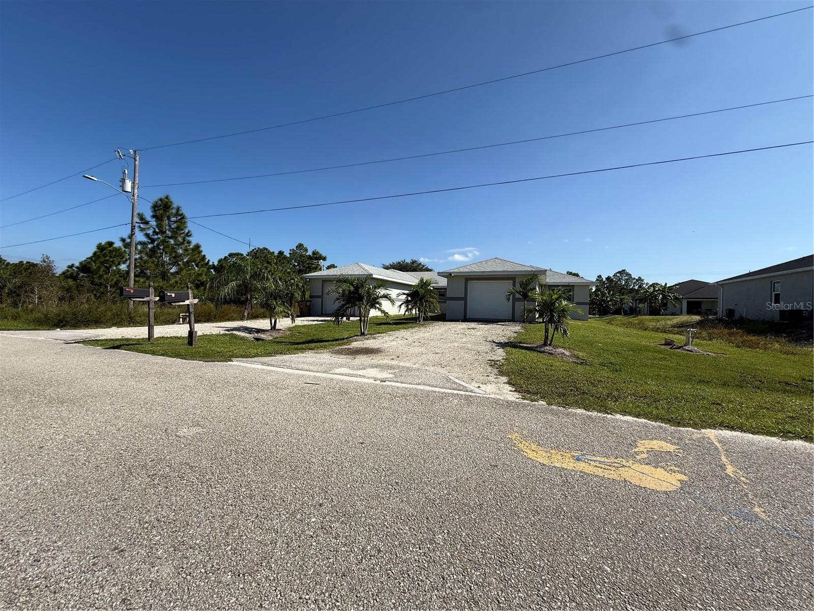 777-779 BEDFORD DR, LEHIGH ACRES, FL, 33974