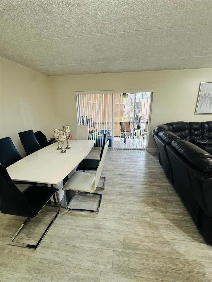 4724 CHRISTA CT #322, TAMPA, FL, 33614