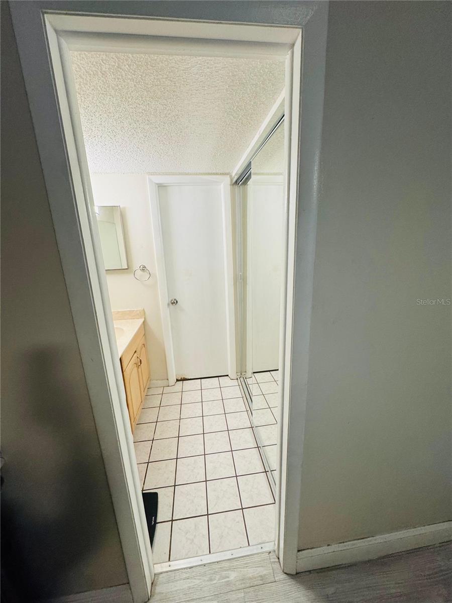 4724 CHRISTA CT #322, TAMPA, FL, 33614