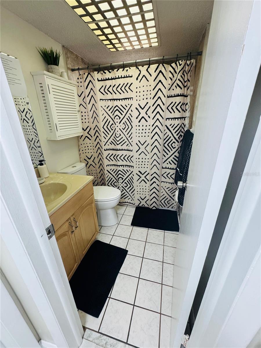 4724 CHRISTA CT #322, TAMPA, FL, 33614