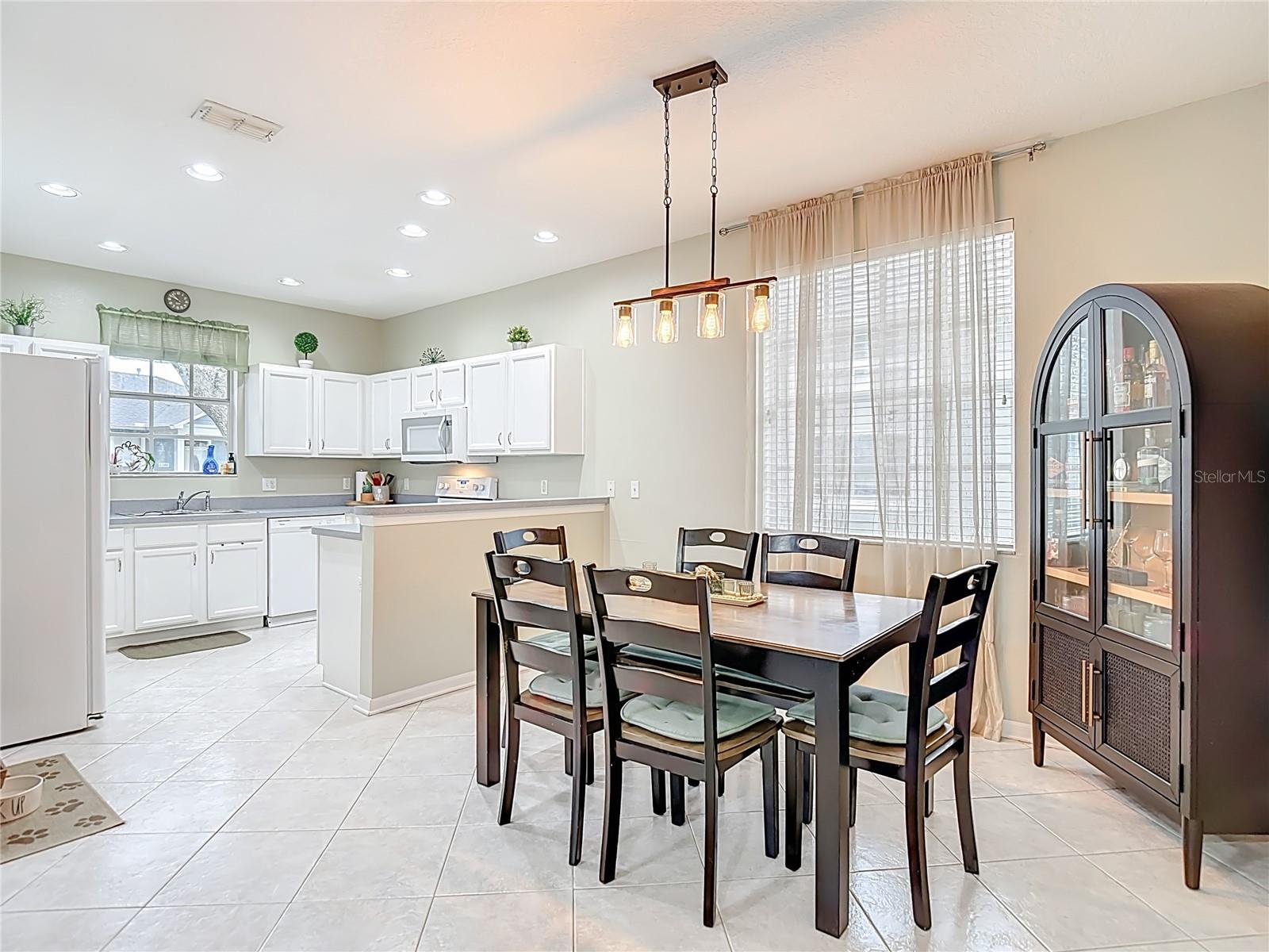 6353 ASHVILLE DR, ZEPHYRHILLS, FL, 33542