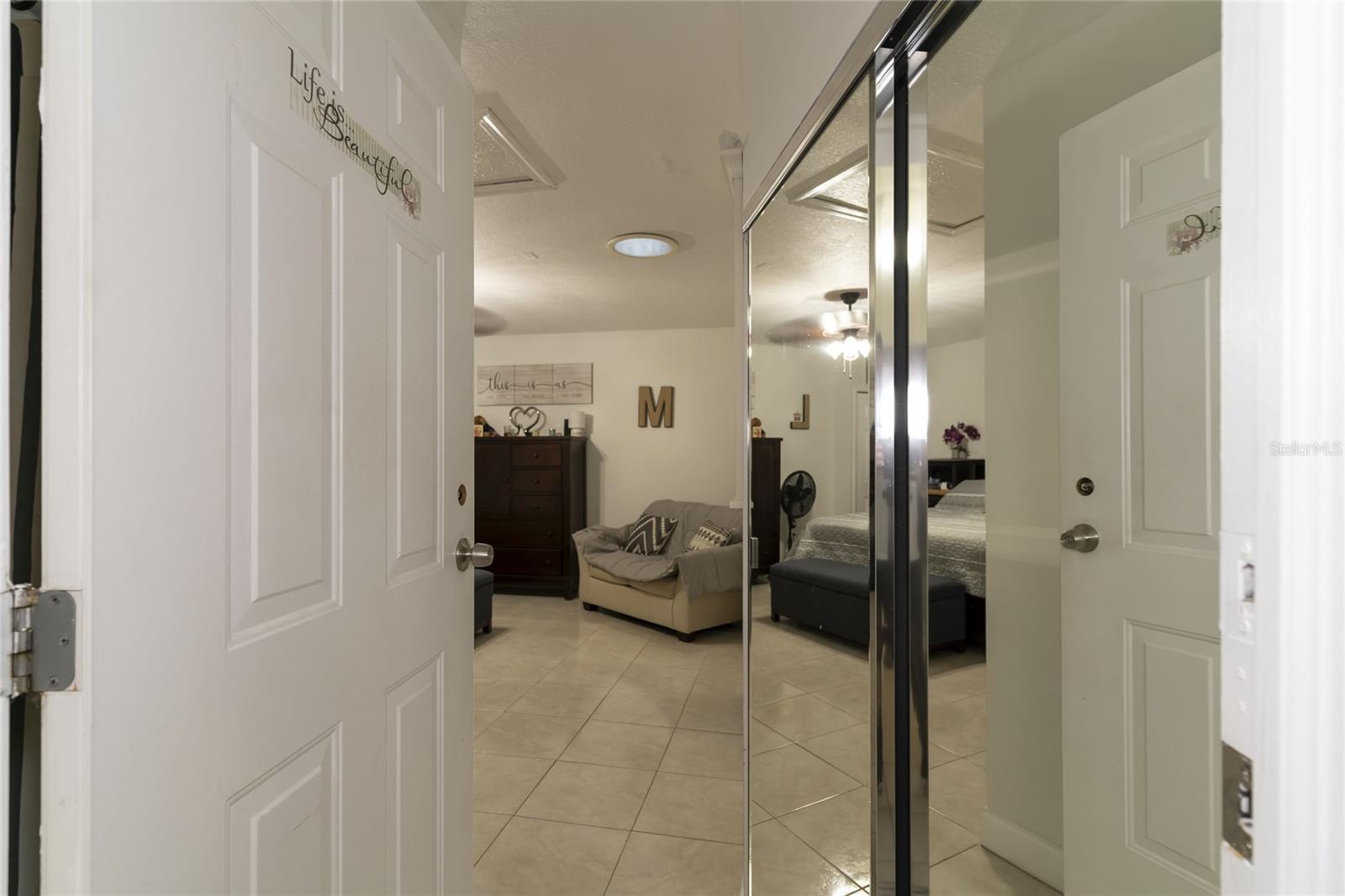 1802 E KNOLLWOOD ST, TAMPA, FL, 33610