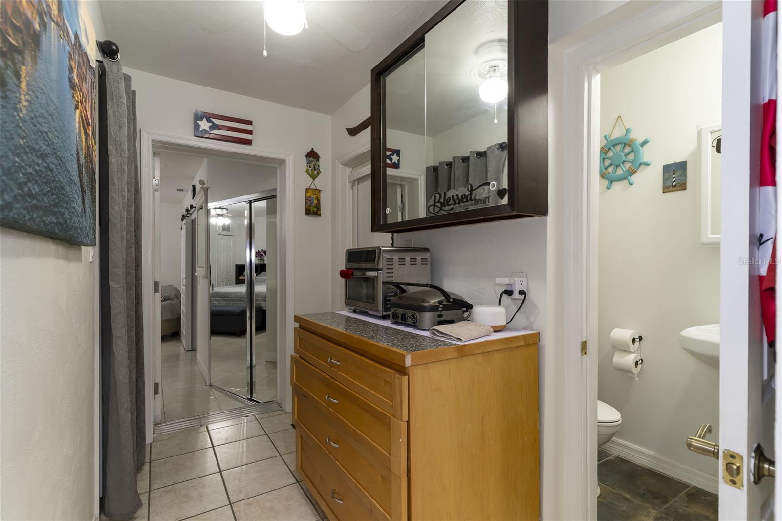 1802 E KNOLLWOOD ST, TAMPA, FL, 33610