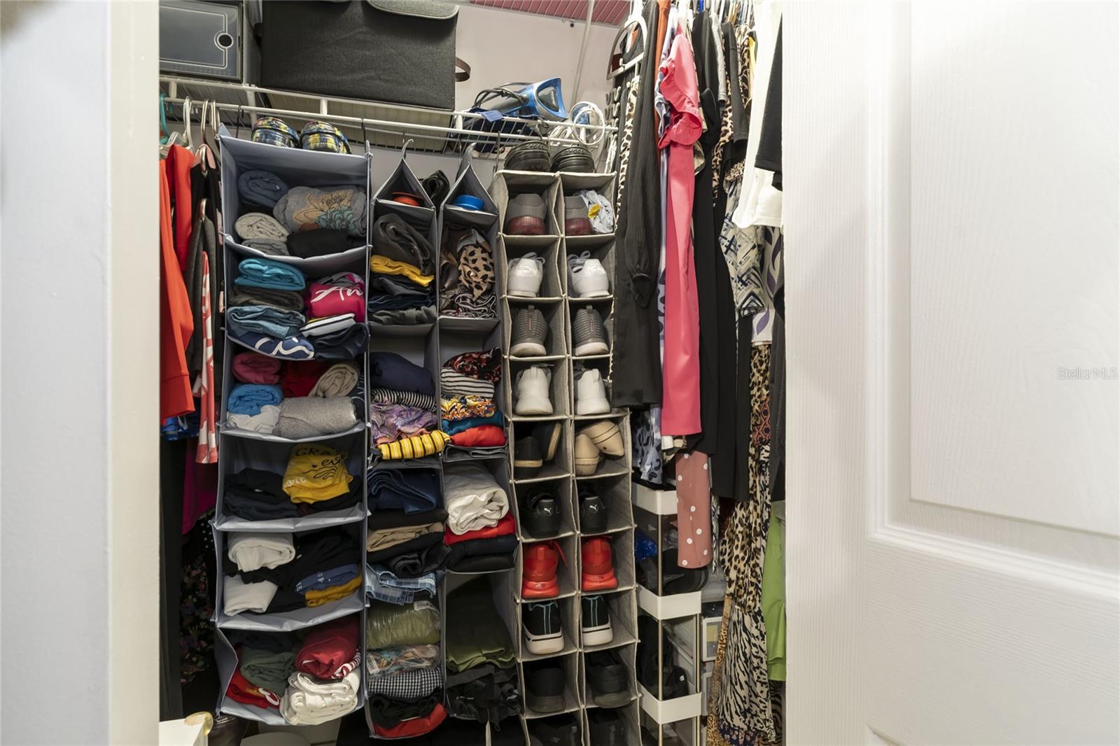 1802 E KNOLLWOOD ST, TAMPA, FL, 33610