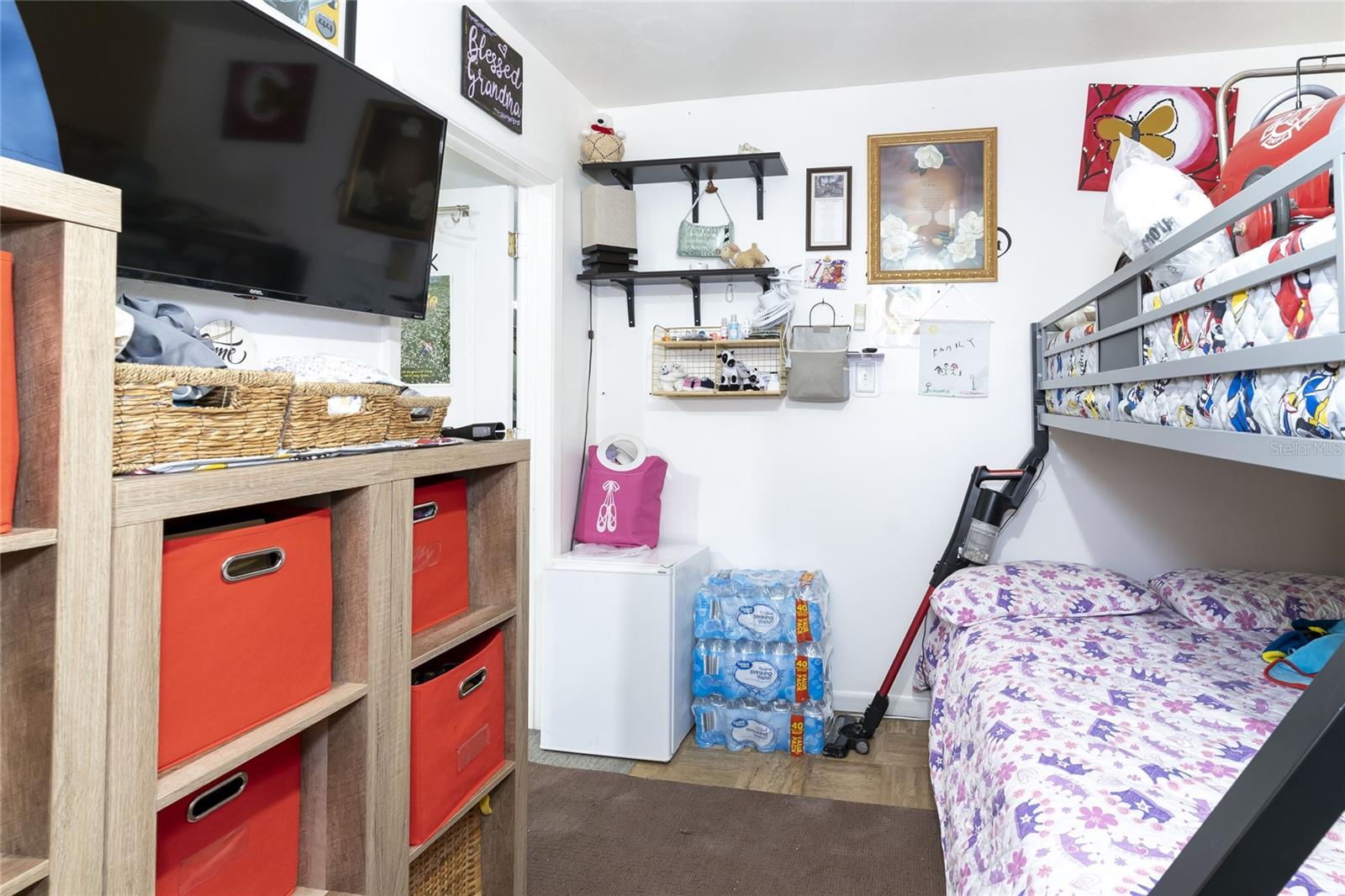 1802 E KNOLLWOOD ST, TAMPA, FL, 33610