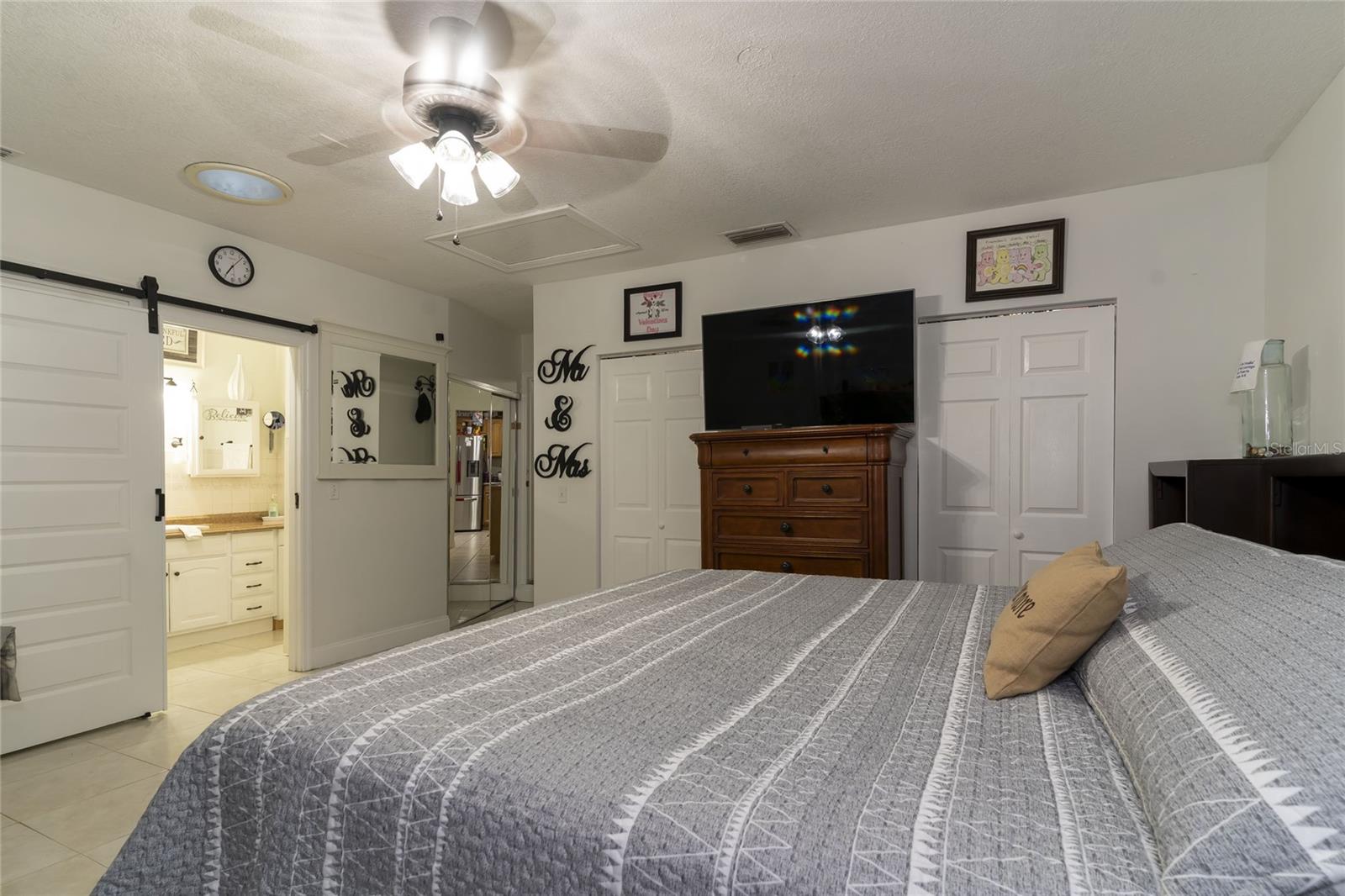 1802 E KNOLLWOOD ST, TAMPA, FL, 33610