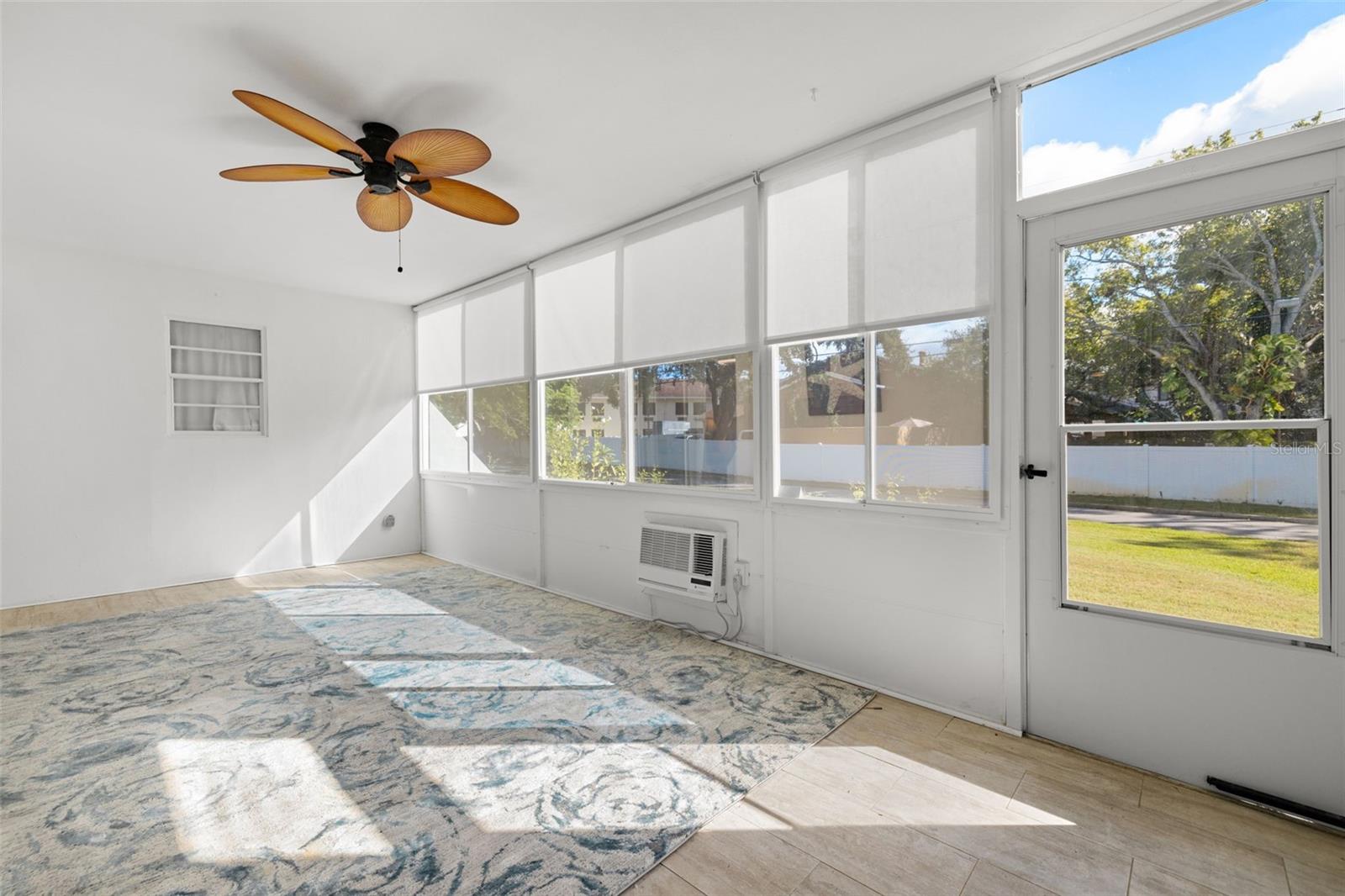 200 GLENNES LN #103, DUNEDIN, FL, 34698