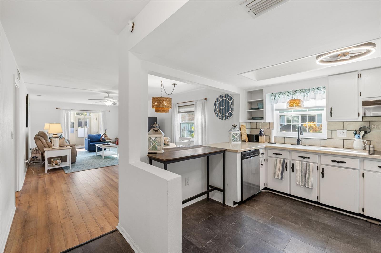 200 GLENNES LN #103, DUNEDIN, FL, 34698