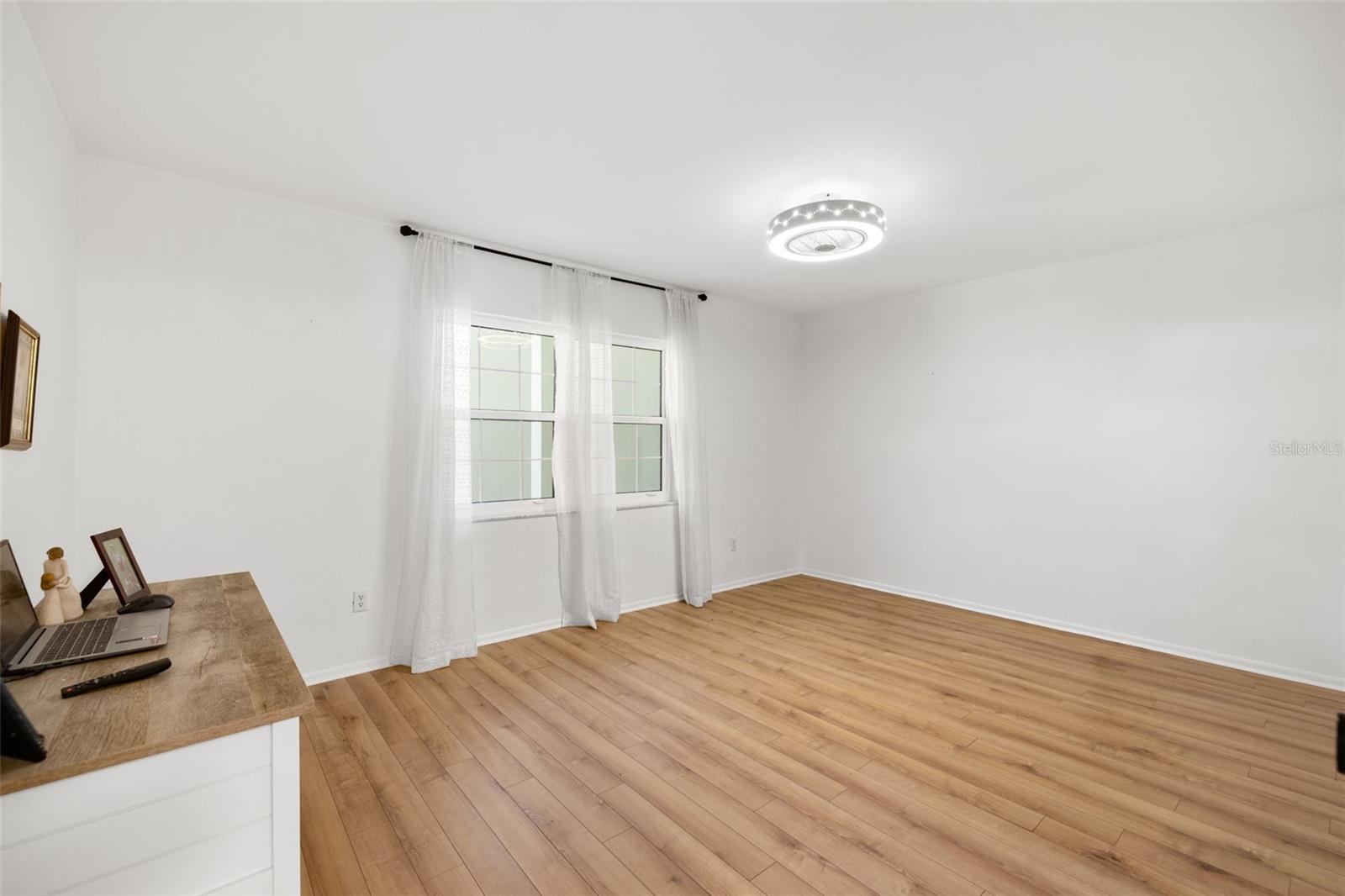 200 GLENNES LN #103, DUNEDIN, FL, 34698