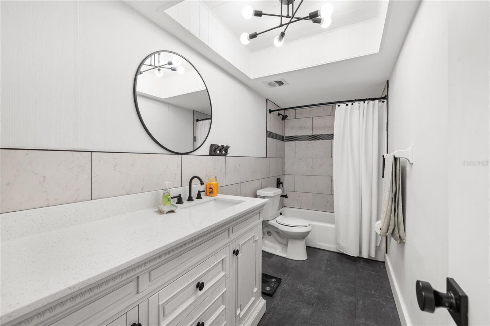 200 GLENNES LN #103, DUNEDIN, FL, 34698