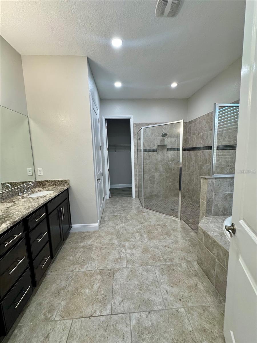 6104 CHAMPIONS ROW ST, BRADENTON, FL, 34210