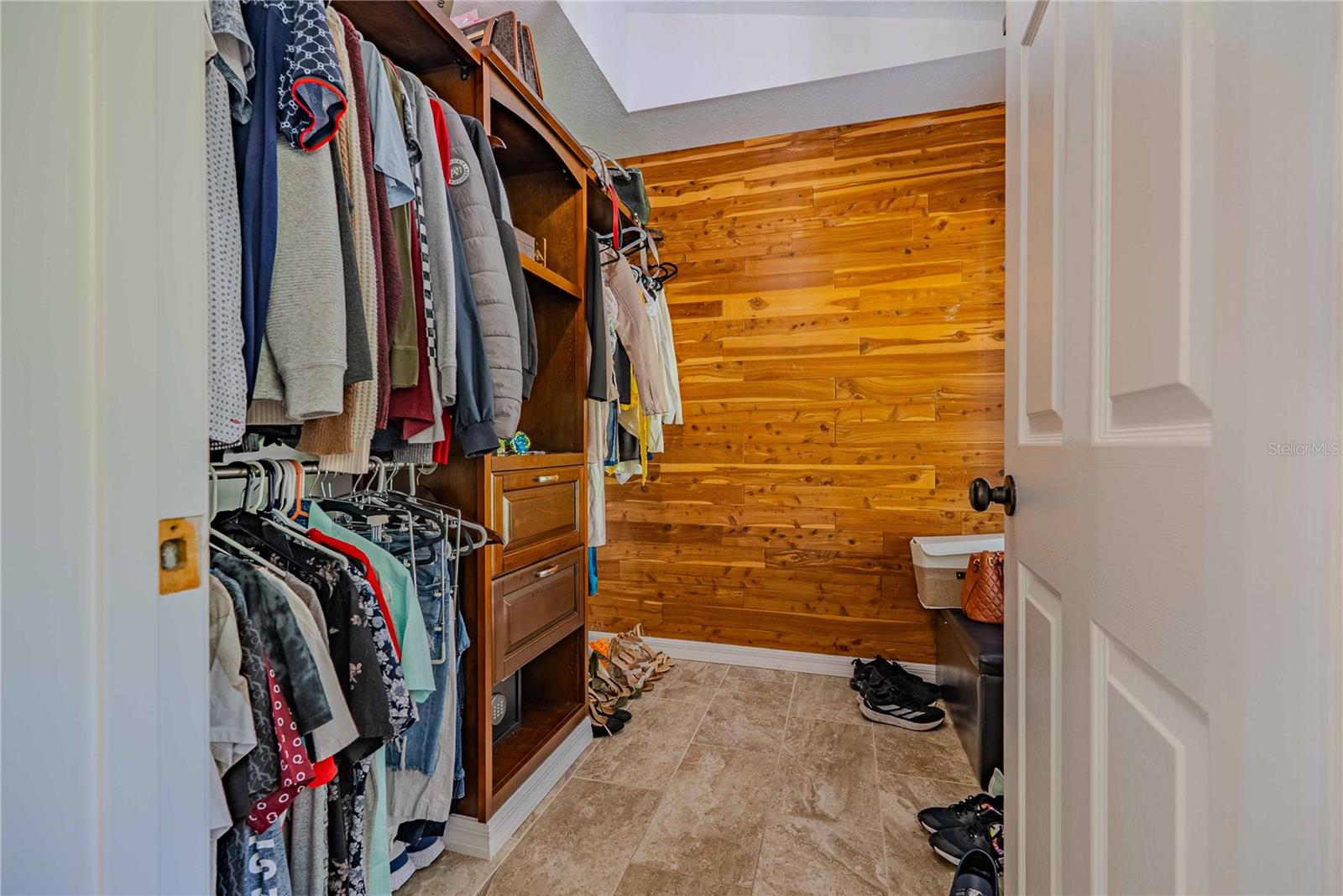 14214 CINNAMAN LN, WEEKI WACHEE, FL, 34614