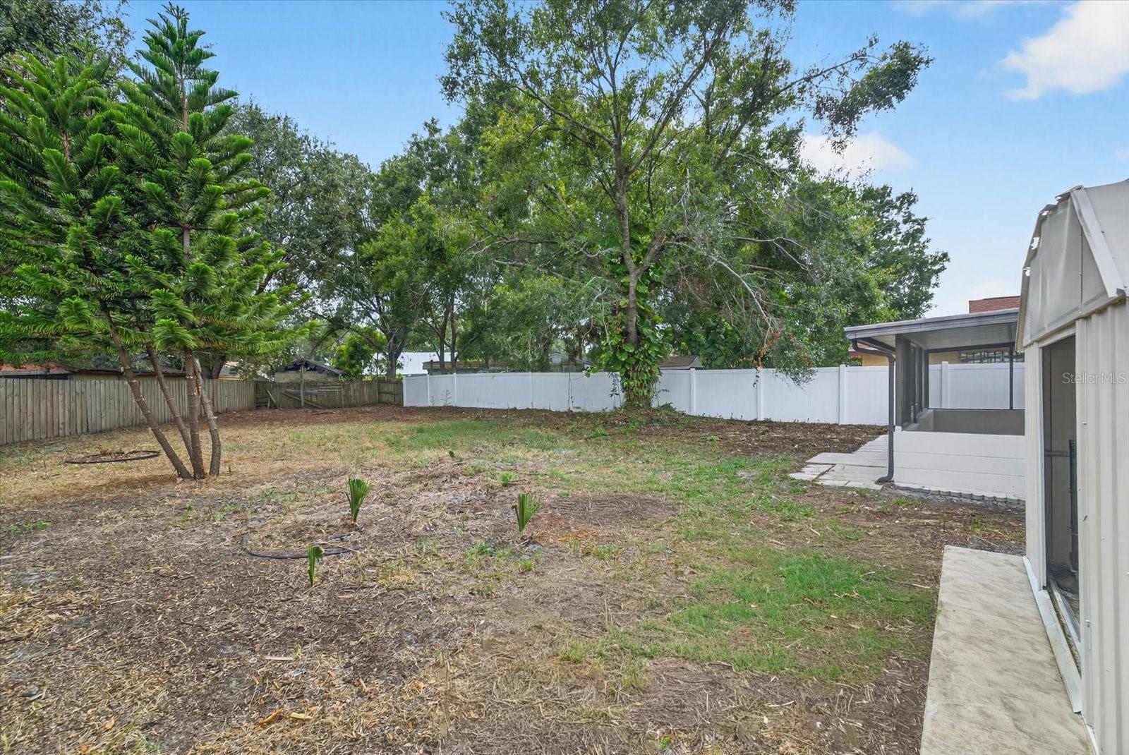 7905 TIMBERLANE WEST DR, TAMPA, FL, 33615