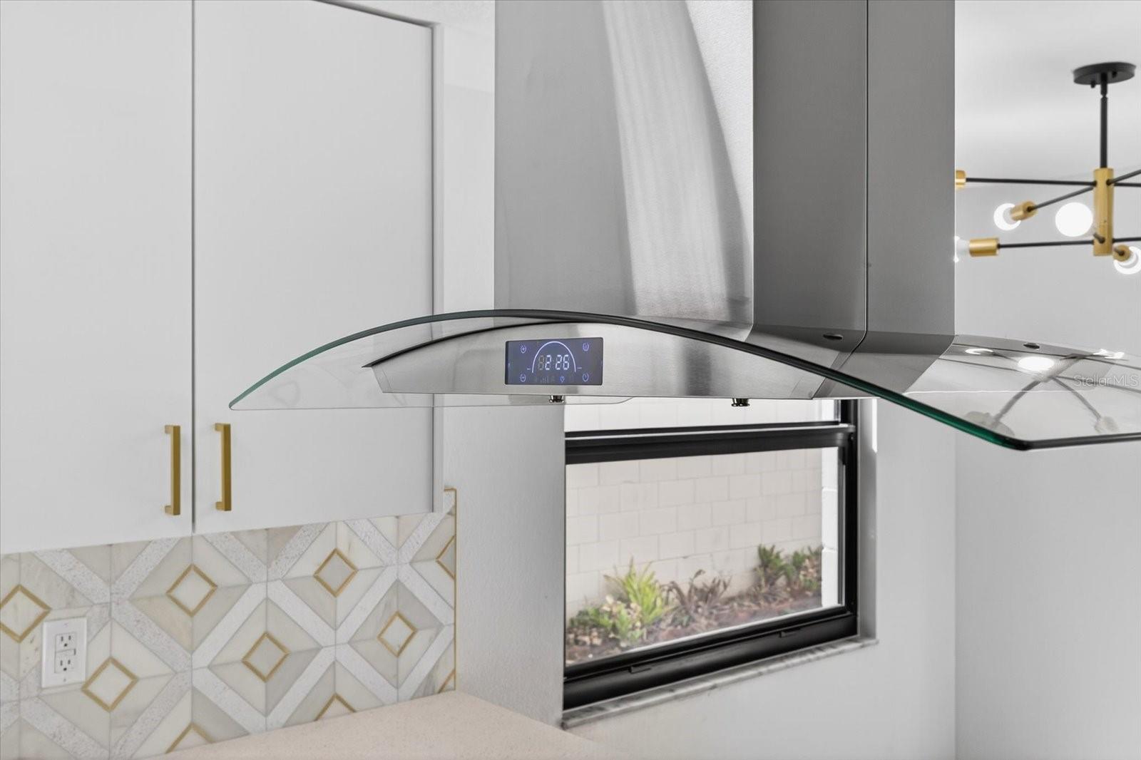 7905 TIMBERLANE WEST DR, TAMPA, FL, 33615