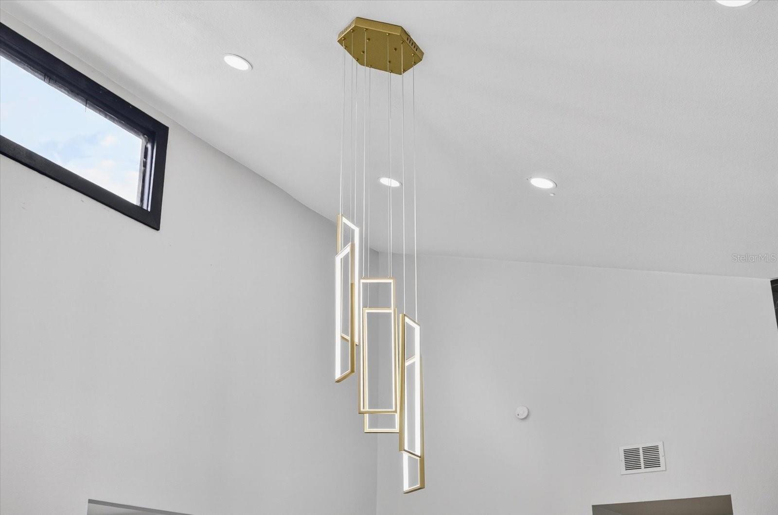 7905 TIMBERLANE WEST DR, TAMPA, FL, 33615