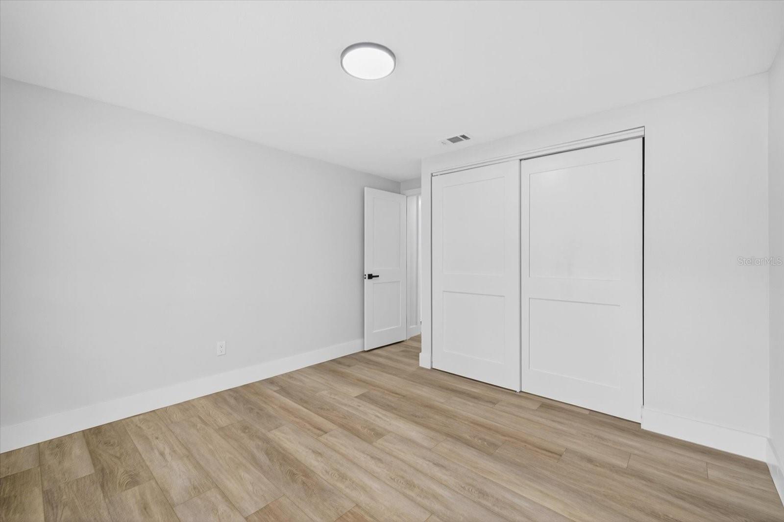 7905 TIMBERLANE WEST DR, TAMPA, FL, 33615