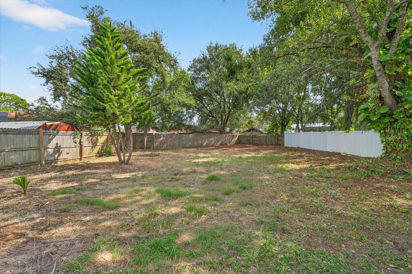 7905 TIMBERLANE WEST DR, TAMPA, FL, 33615