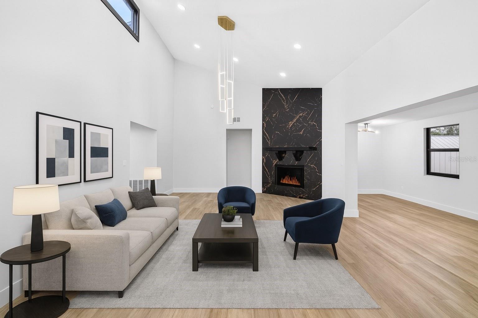 7905 TIMBERLANE WEST DR, TAMPA, FL, 33615