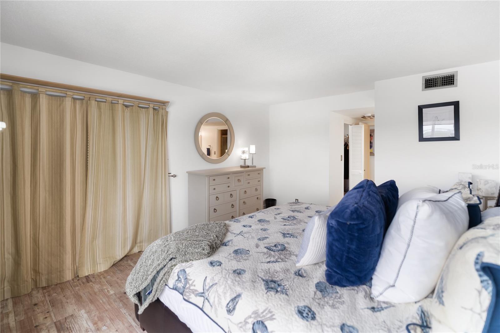 1750 BENJAMIN FRANKLIN DR #6G, SARASOTA, FL, 34236