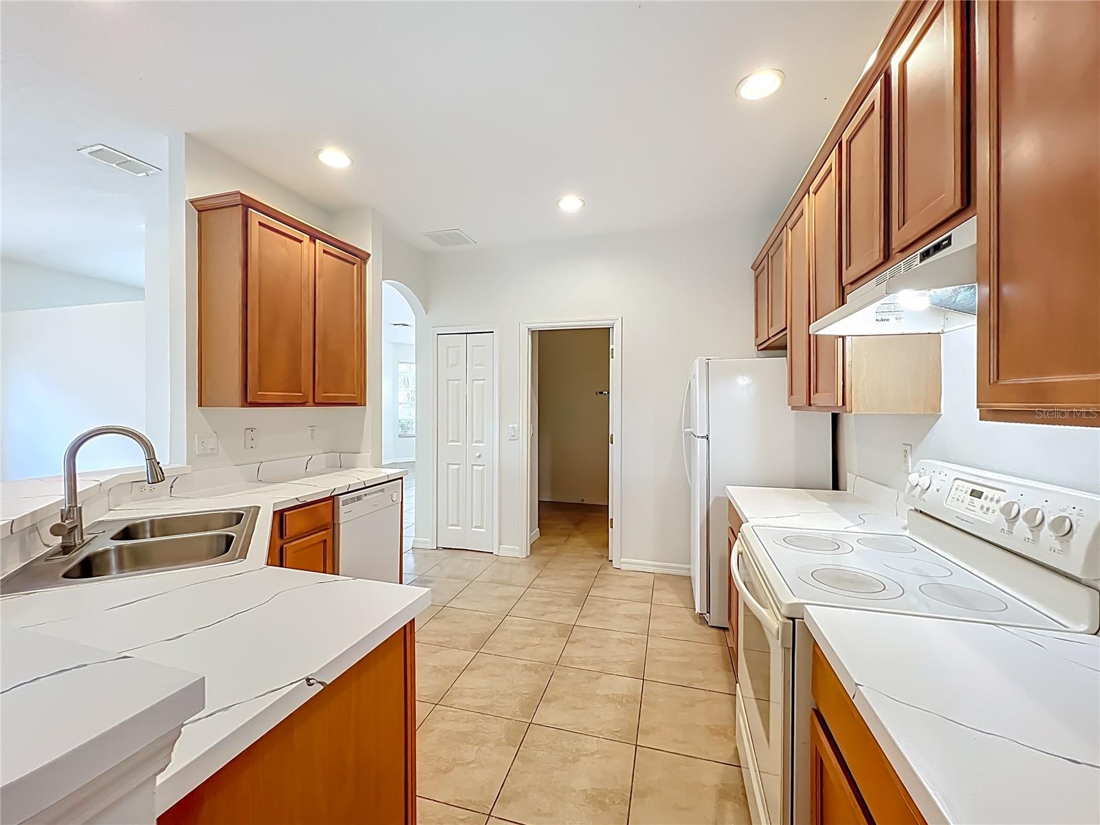 13515 EARLY FROST CIR, ORLANDO, FL, 32828