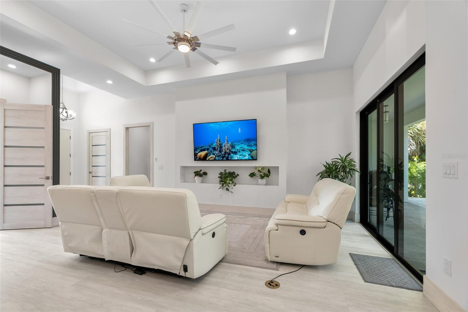 380 COWRY RD, VENICE, FL, 34293