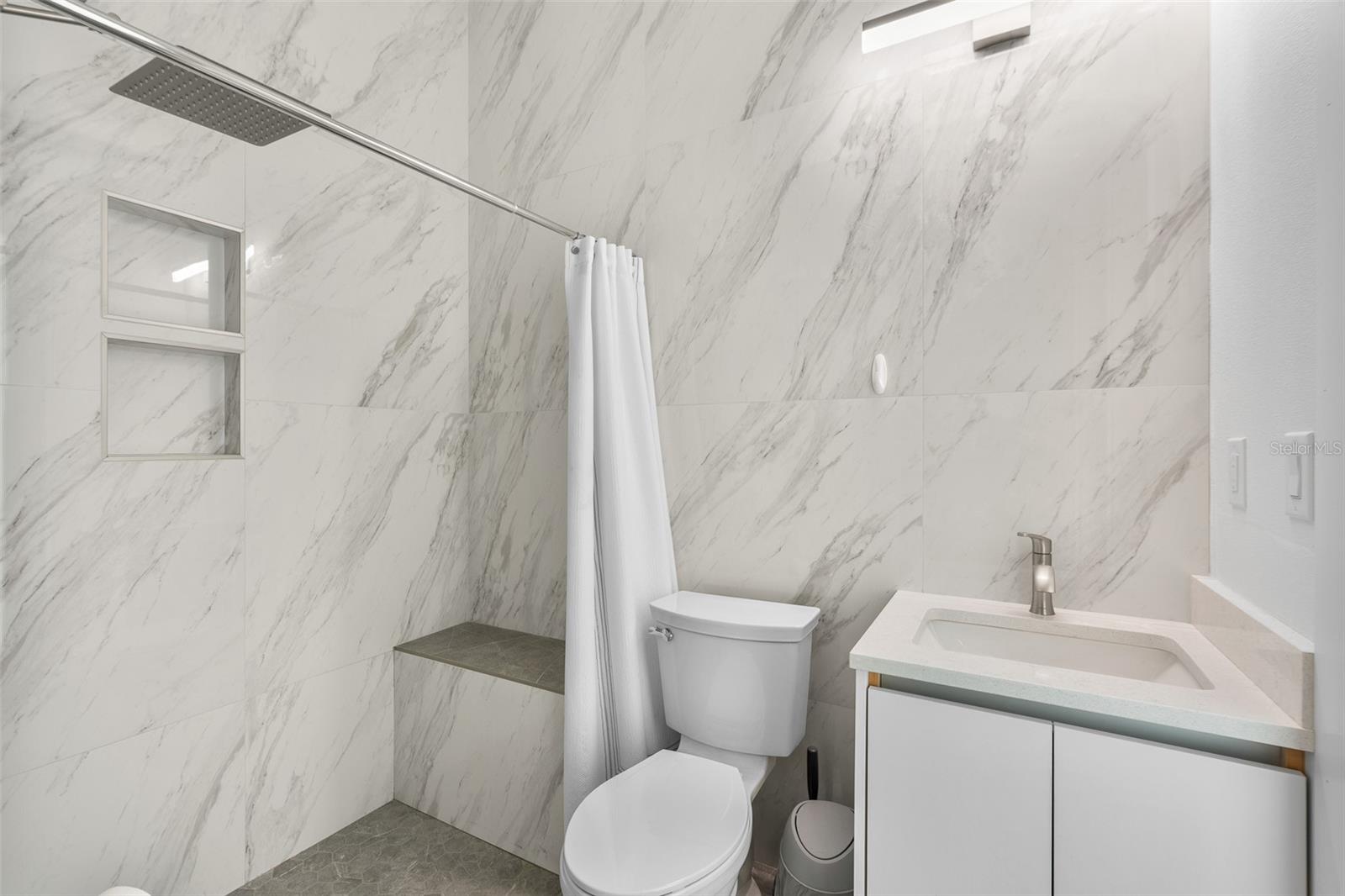 380 COWRY RD, VENICE, FL, 34293