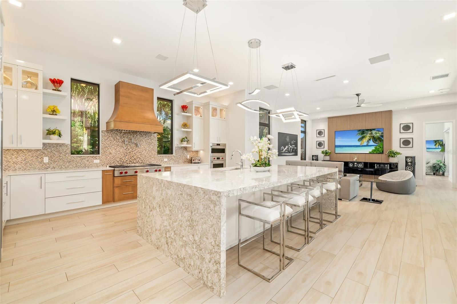 A4670256 Property Photo