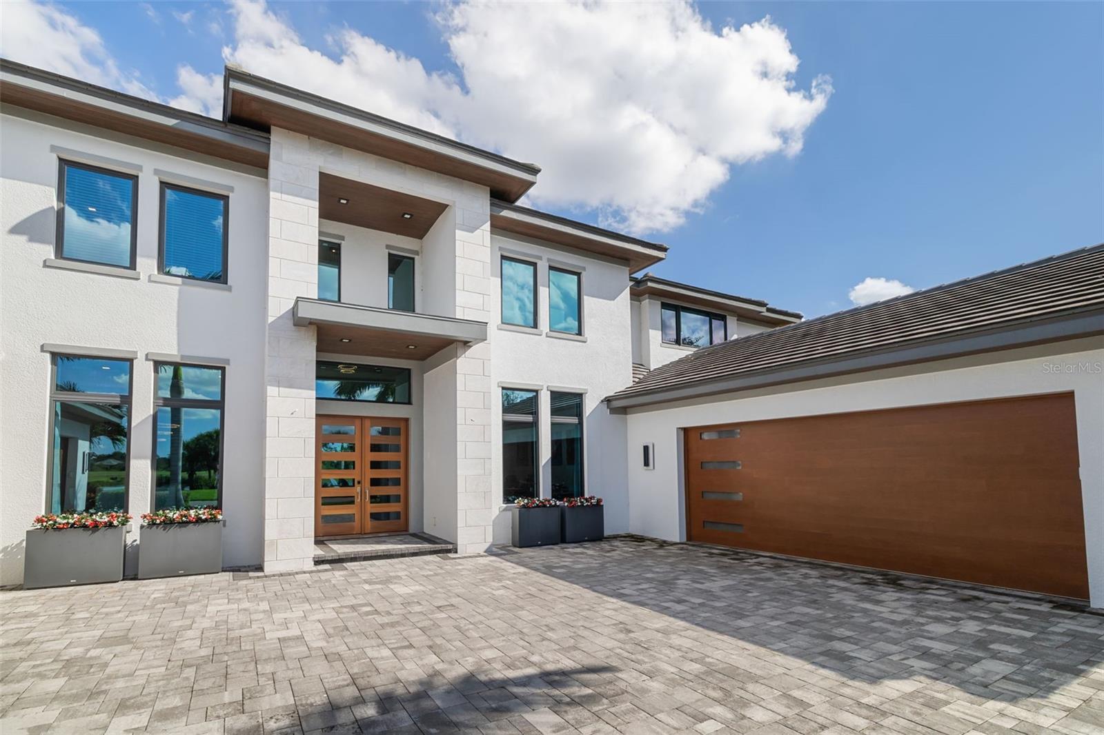 A4670256 Property Photo