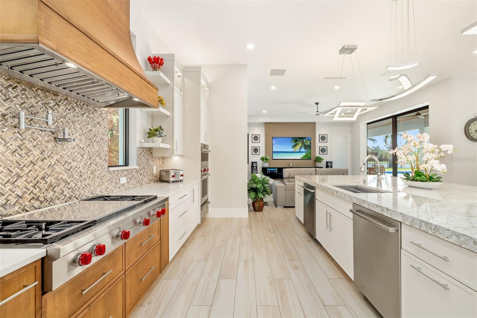 A4670256 Property Photo