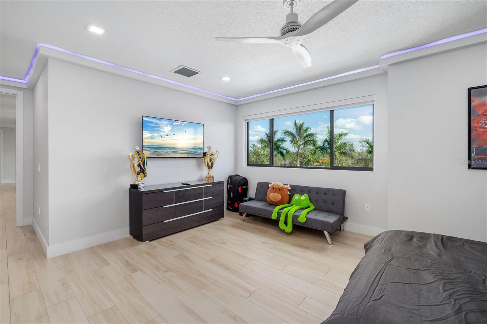 A4670256 Property Photo