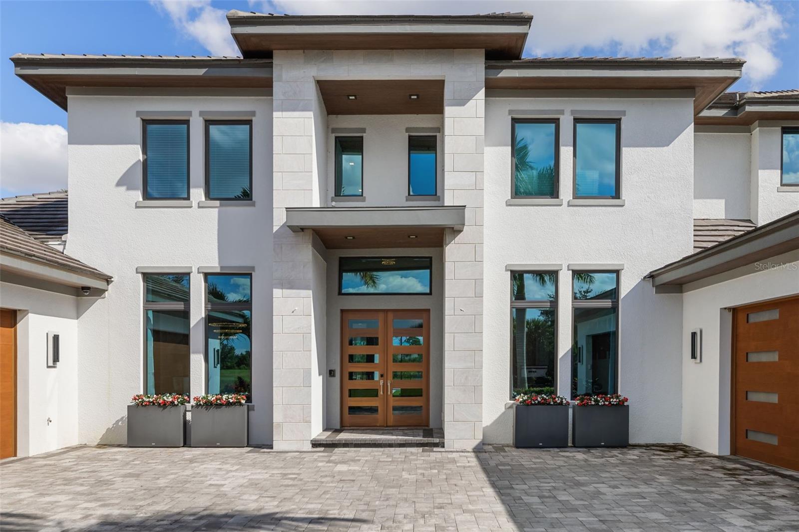 A4670256 Property Photo